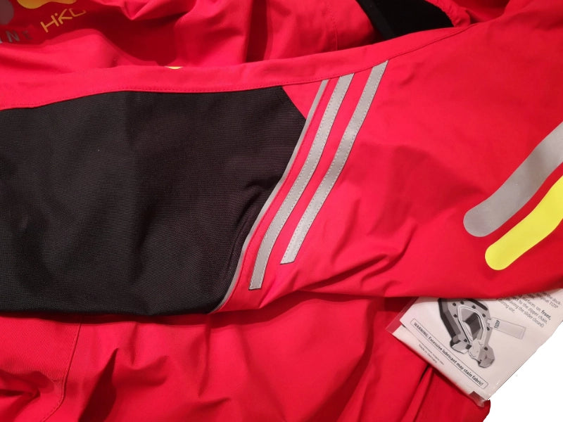 Trockenanzug Hiko Rescue in rot mit Cordura an den Knien und darüberliegenden Reflex