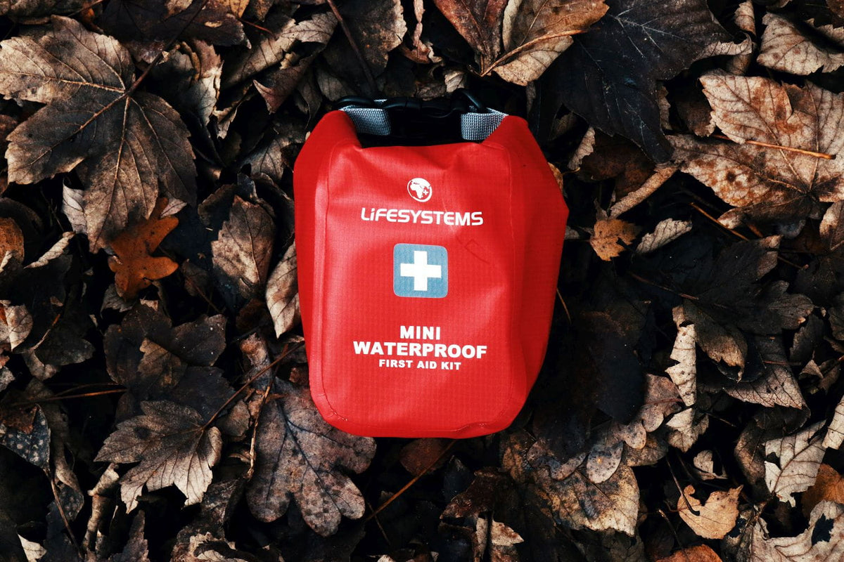 ERSTE HILFE SET - MINI WATERPROOF FIRST AID KIT