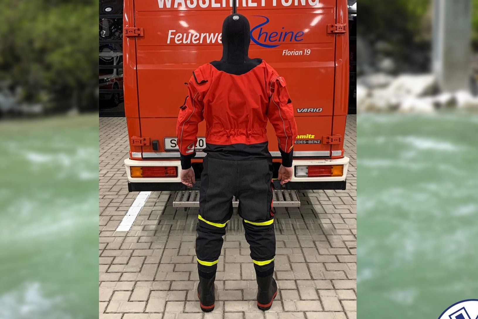 TROCKENANZUG MODELL FEUERWEHR RHEINE