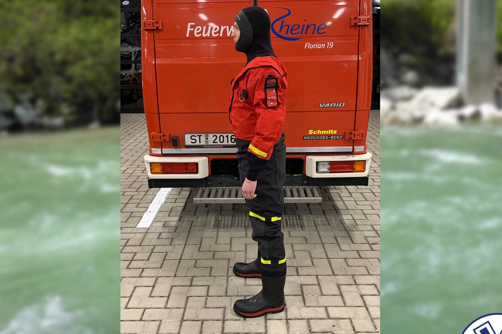 TROCKENANZUG MODELL FEUERWEHR RHEINE